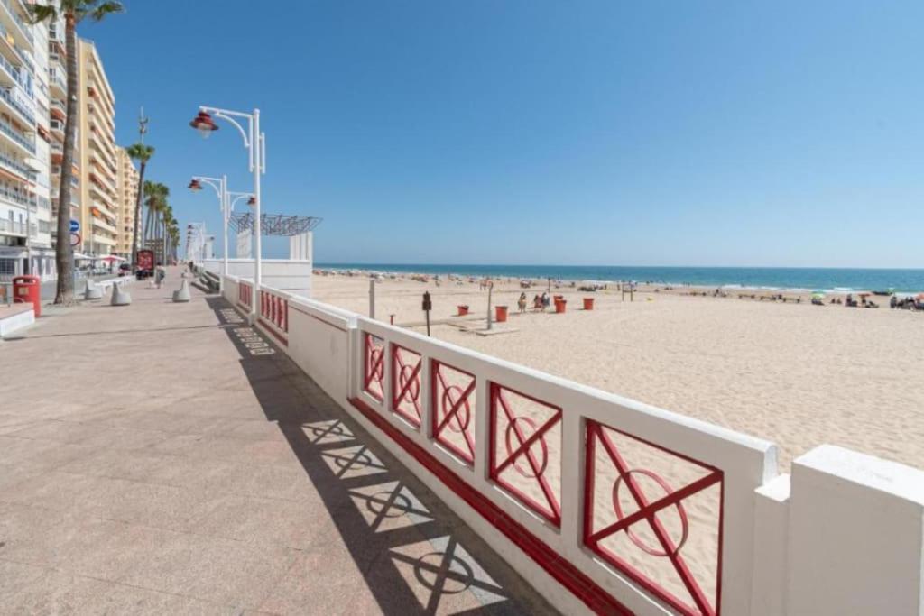 Apartamento Candari Playa En Kadyks Zewnętrze zdjęcie