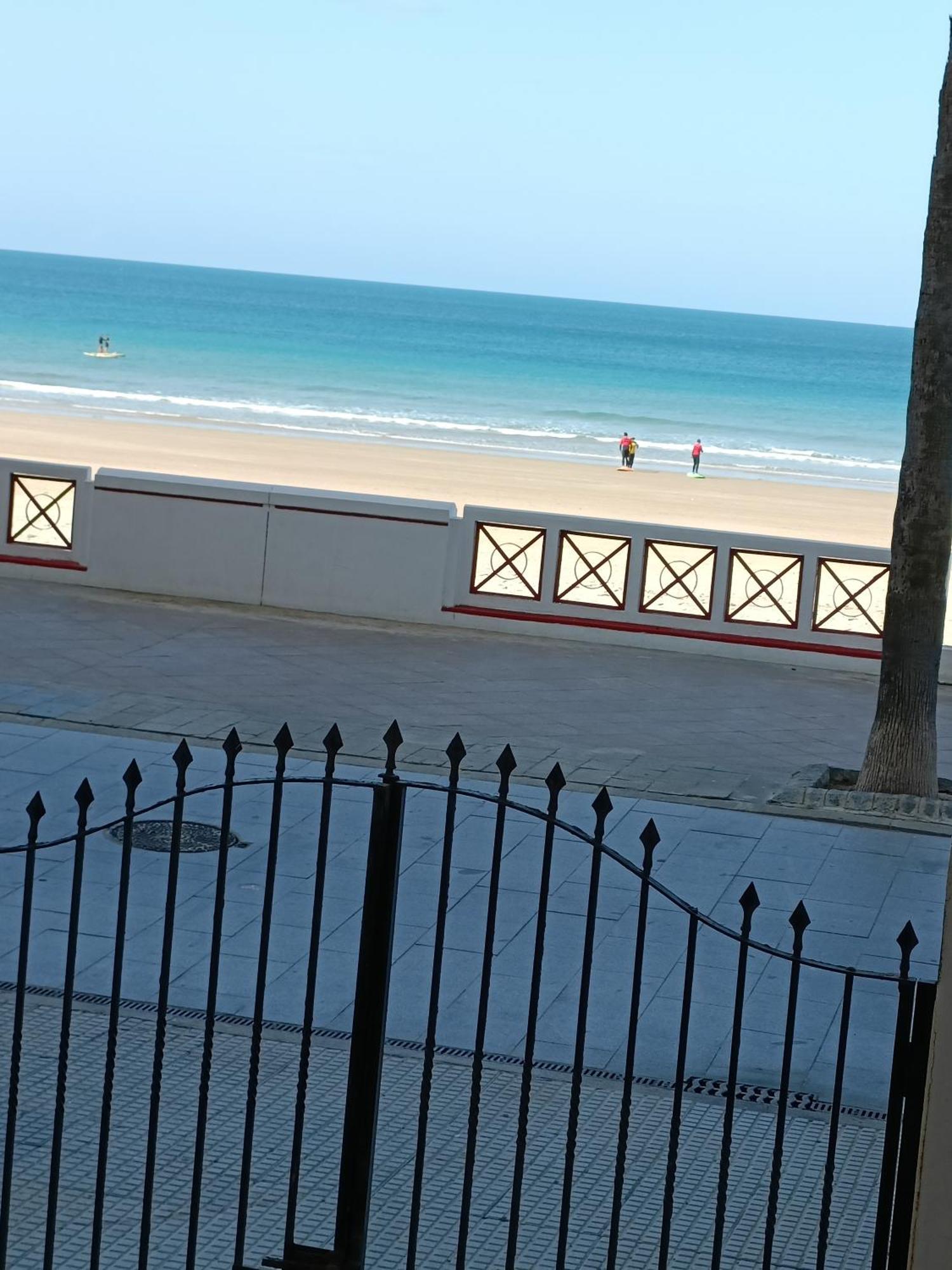 Apartamento Candari Playa En Kadyks Zewnętrze zdjęcie